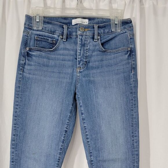 Loft Jeans Modern Skinny Crop Blue Medium Wash Raw Hem Embroidered Hem - Picture 3 of 10